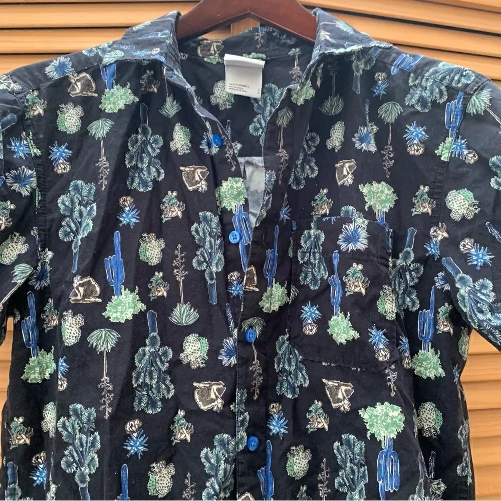 The North Face Cactus Print Button Up Size Small